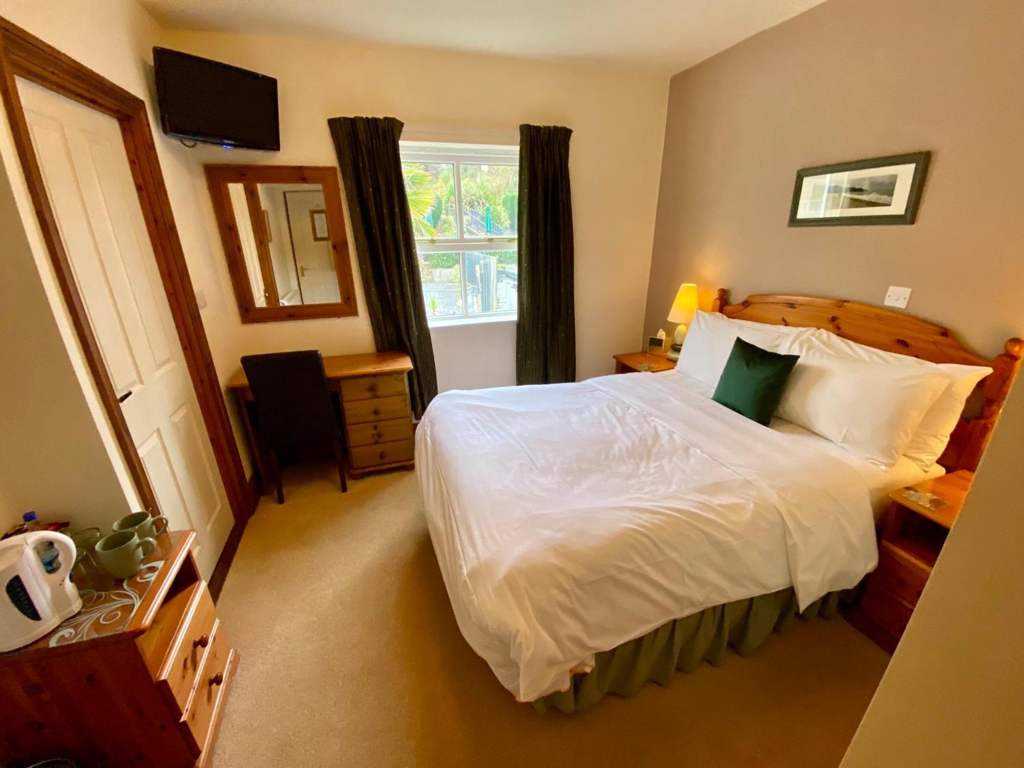 The Globe Inn Kingsbridge  Luaran gambar